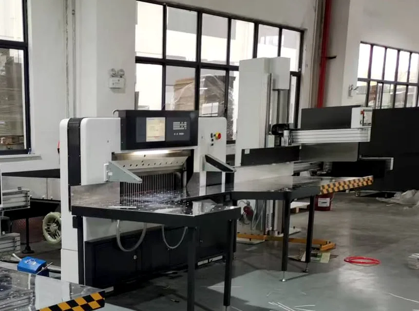 QZK1300 Programmable Paper Cutting Machine